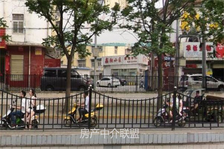 四实小附近书香苑精装修有证可分期送储藏室